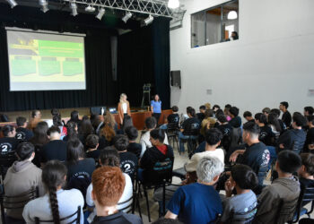 Realizan talleres para promover la construcción de vínculos saludables en las juventudes