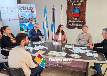 El Intendente Bravo recibió en Federación a funcionarios de turismo de la Región Salto Grande