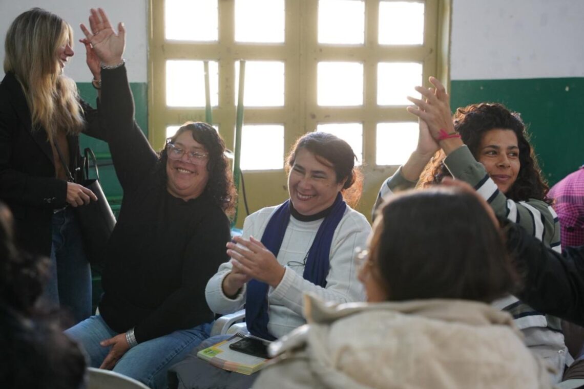 Docentes de primaria y secundaria compartieron una jornada para fortalecer la enseñanza de la matemática
