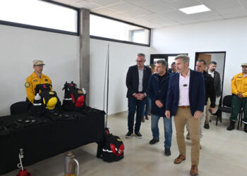 Frigerio en Victoria entregó financiamiento al municipio e inauguró la brigada forestal y obras en el hospital geriátrico