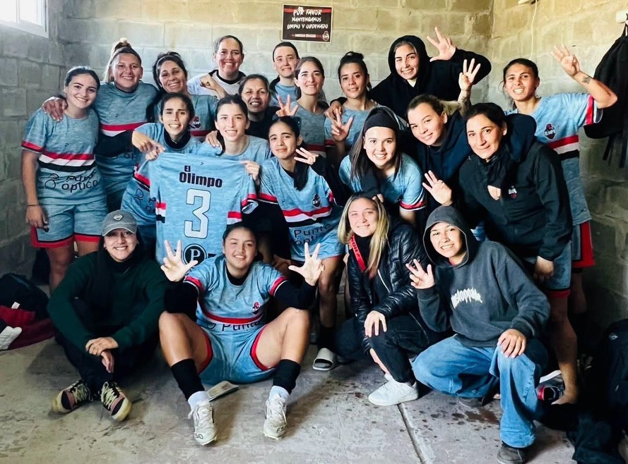 El Olimpo mantiene la cima y el puntaje ideal en el Femenino
