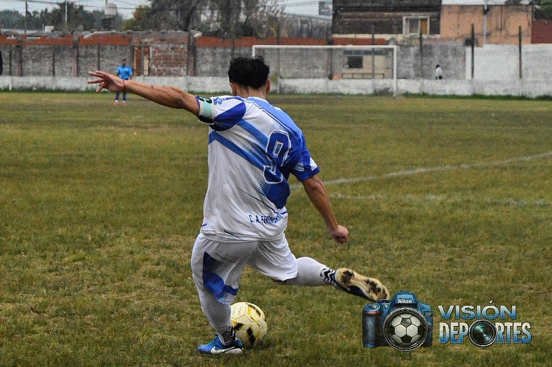 Ferro venció a Zorraquín y se afianza en la cima de la Zona 2