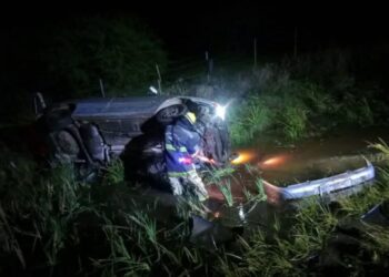 Ruta 14: Una pareja resultó herida tras un violento vuelco a un kilómetro de Ceibas