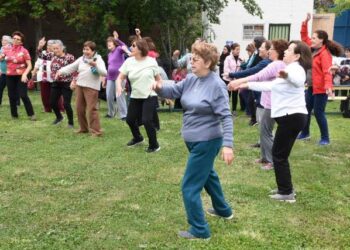 Encuentro de juegos alternativos para adultos mayores