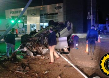 Accidente de tránsito con dos personas lesionadas en avenida Eva Perón