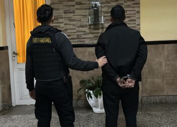 Cayó el «acosador de la moto»: Robaba celulares, filmaba abusos y viralizaba los videos a los contactos de sus víctimas