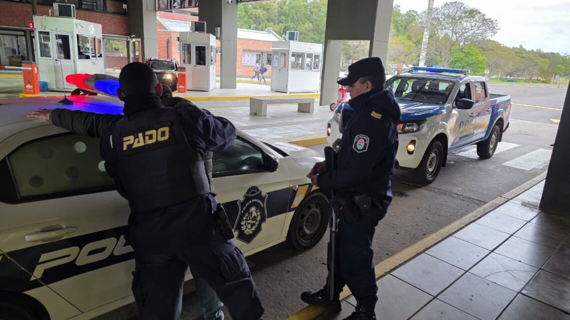 Alerta en la frontera: detuvieron y expulsaron del país a un uruguayo con pedido de captura internacional