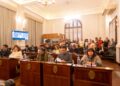 Tensión por la reforma previsional: los gremios ingresaron al recinto del Senado para rechazar el proyecto