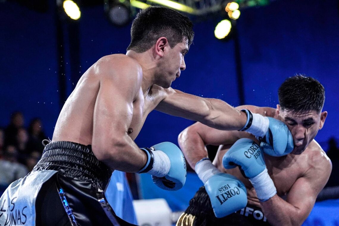 Rodrigo Coria se consagró nuevo campeón argentino superwélter tras vencer a Gerardo Vergara en la FAB