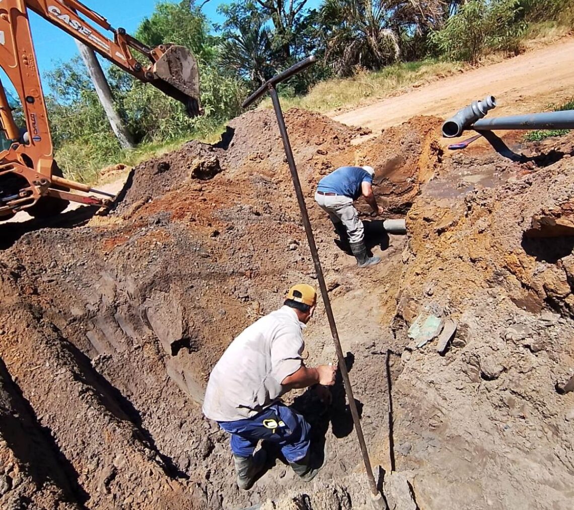 Obras Sanitarias finalizó la reparación del Acueducto Roca y el servicio de agua se normalizará en las próximas horas