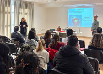 Cucaier capacitó a más de 300 trabajadores de salud en comunicación de situaciones críticas