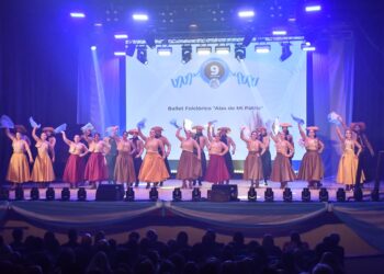 Concordia recibió al 9 de julio con la función cultural de honor “tango y folclore: sonidos de la independencia”