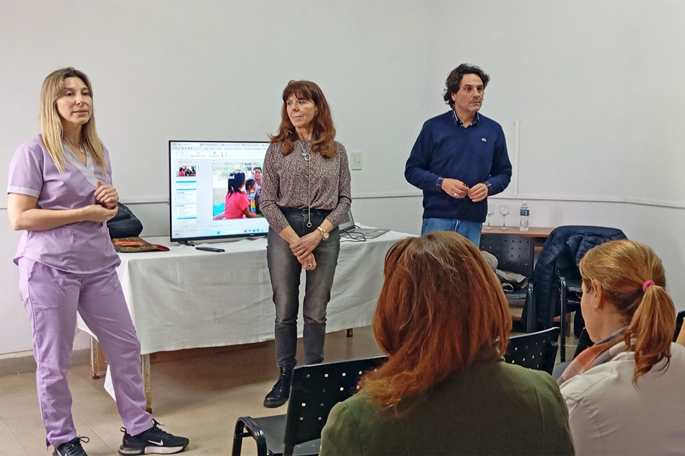 Salud y UNICEF evaluaron los avances del programa de promoción del desarrollo infantil temprano en la comunidad