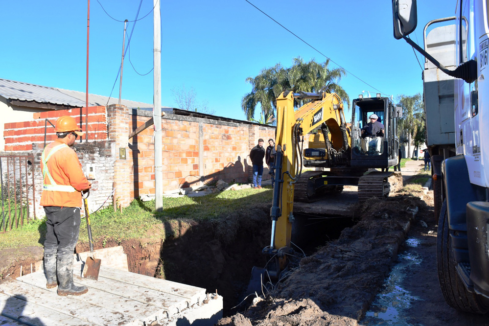 Con una inversión de 600 millones de pesos la municipalidad realiza obras hidráulicas en distintos puntos de la ciudad