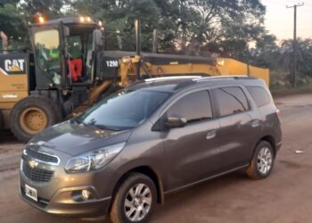 Motoniveladora embiste en Ruta 22 a una autovolista fue en cercanias de la Escuela Benito Juarez