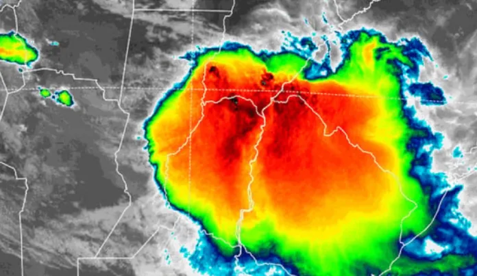 Alerta naranja por tormentas fuertes, ráfagas de hasta 100 km/h e intensas lluvias en entre ríos