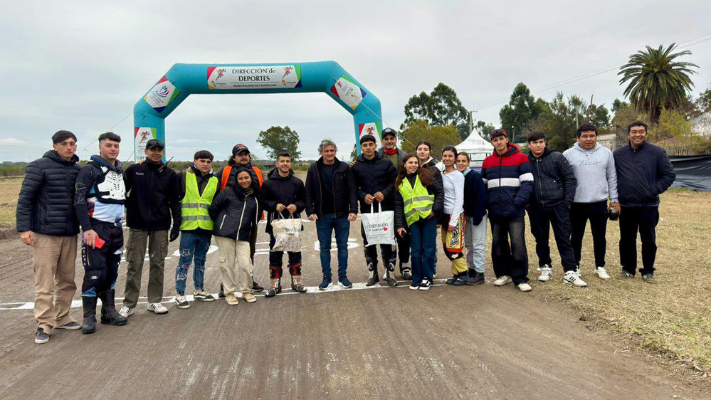El Intendente Bravo participó del comienzo del Campeonato del Motoclub Federación