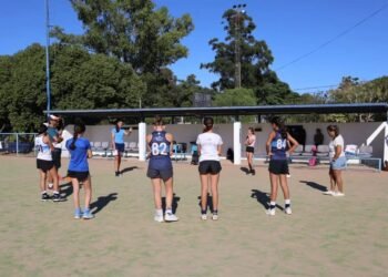 Hockey: 15 jugadoras del Club Salto Grande fueron convocadas a los seleccionados de la AHRU