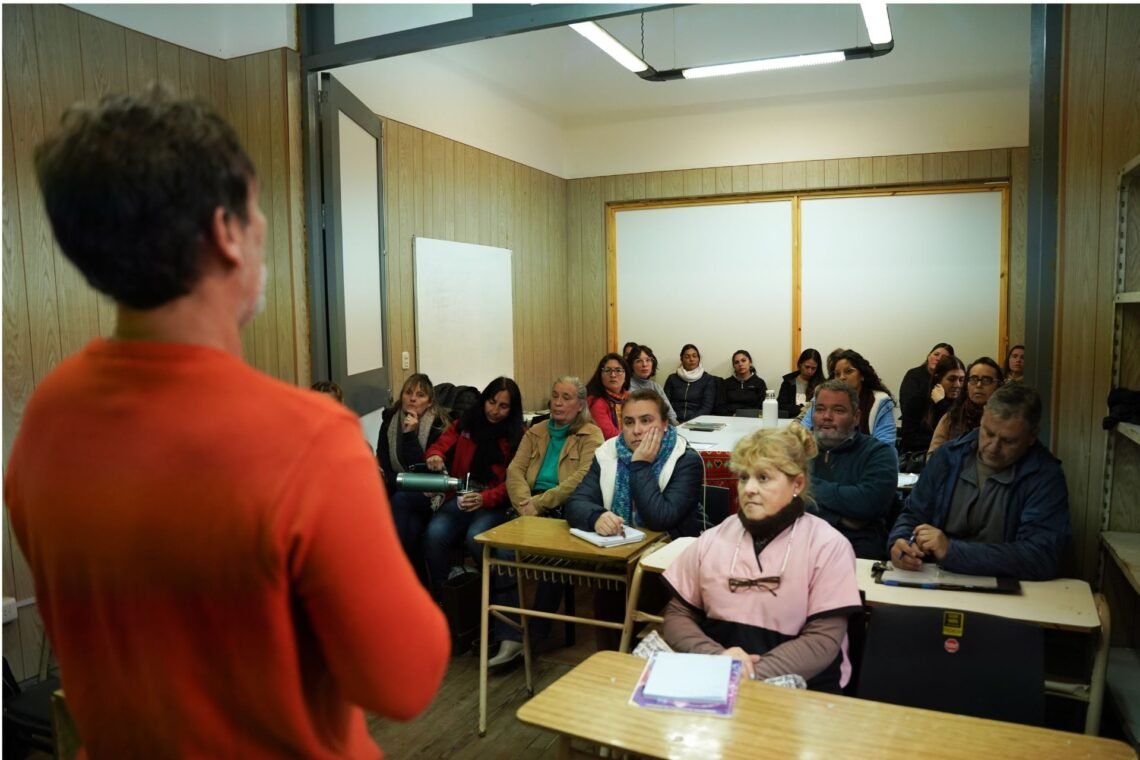 Inició una nueva formación para asistentes de personas con discapacidad