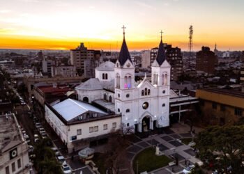 Más viajeros y menos gasto: el fin de semana largo en conmemoración de San Martín dejó un impacto económico de casi $ 246 mil millones