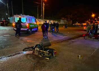 Choque entre dos motos en Moulins y La Pampa dejó a un conductor hospitalizado