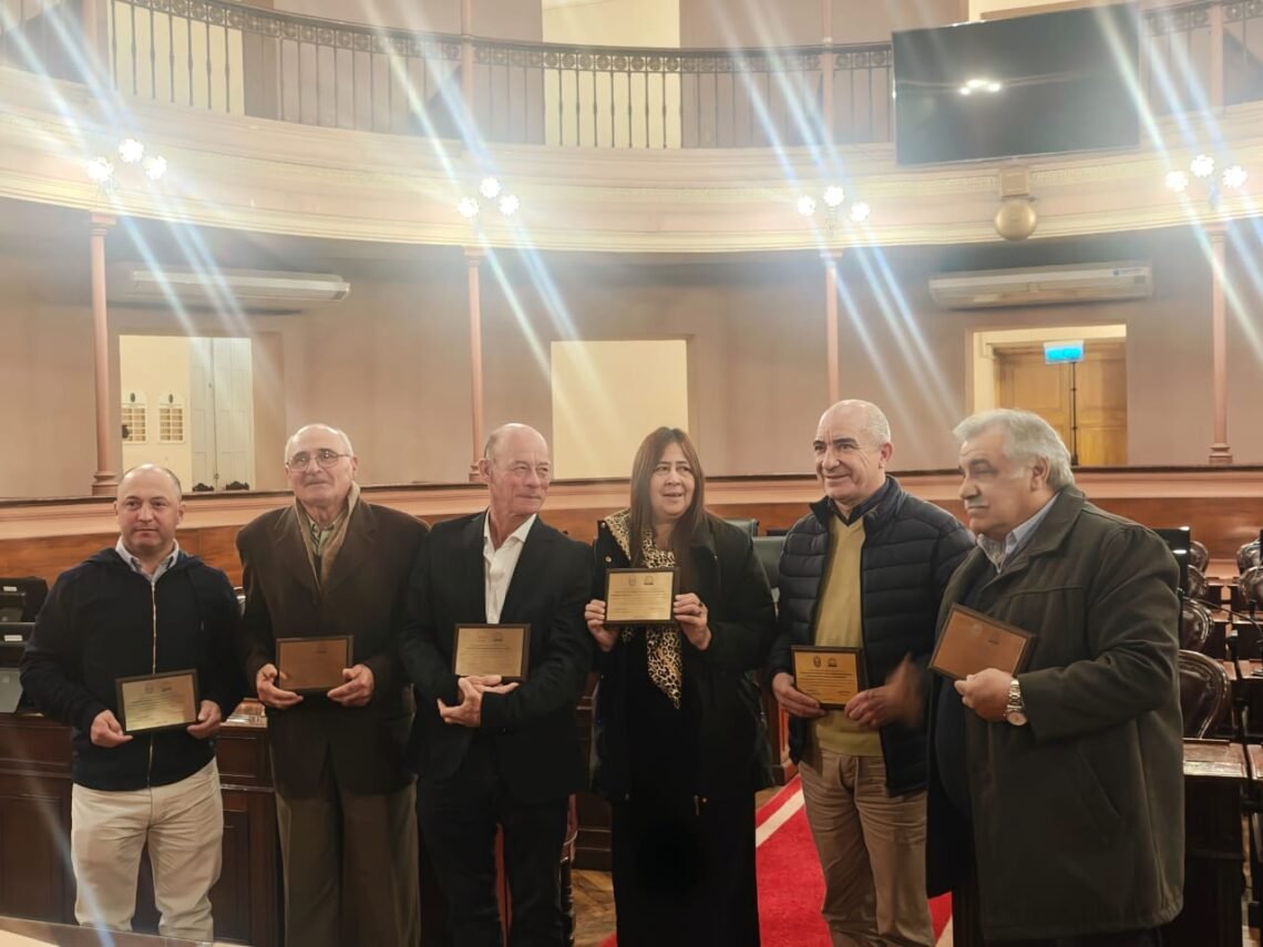 La Cámara de Diputados de la Provincia de Entre Ríos otorgo reconocimiento al movimiento cooperativo