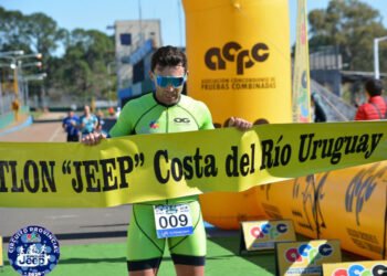 El Autódromo de Concordia vivió una fiesta deportiva con el Duatlón Jeep y los 5k