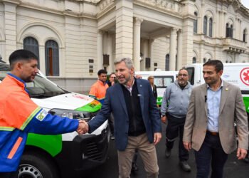 Entre Ríos refuerza el sistema sanitario con la incorporación de 24 ambulancias y nuevo equipamiento