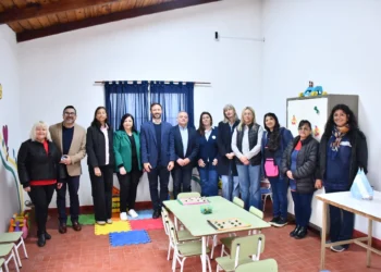 El Centro de Desarrollo Infantil “Arco Iris” abre sus puertas en el barrio Esperanza tras su relocalización