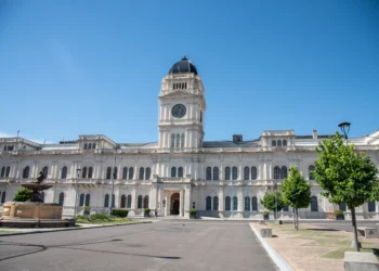 El jueves 1 de octubre iniciará el cronograma de pagos para la administración pública provincial