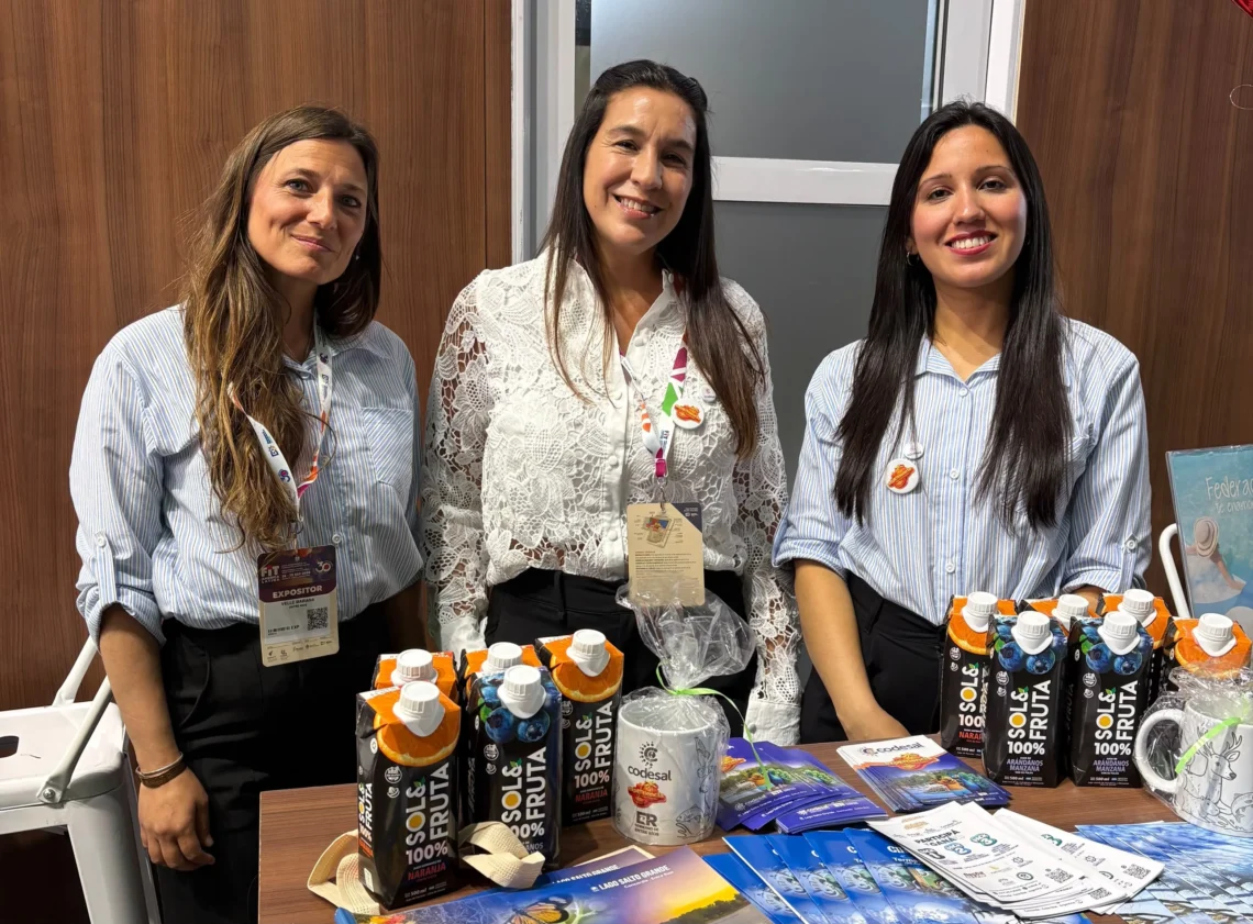 CODESAL presente un nuevo año en la Feria Internacional de Turismo promocionando el Lago Salto Grande