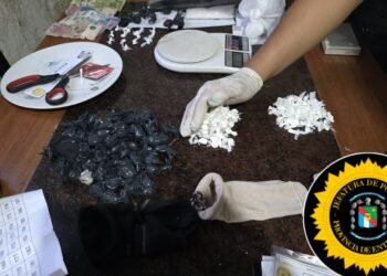 Golpe al narcomenudeo en zona oeste: secuestran cocaína, marihuana, una escopeta y detienen a tres personas