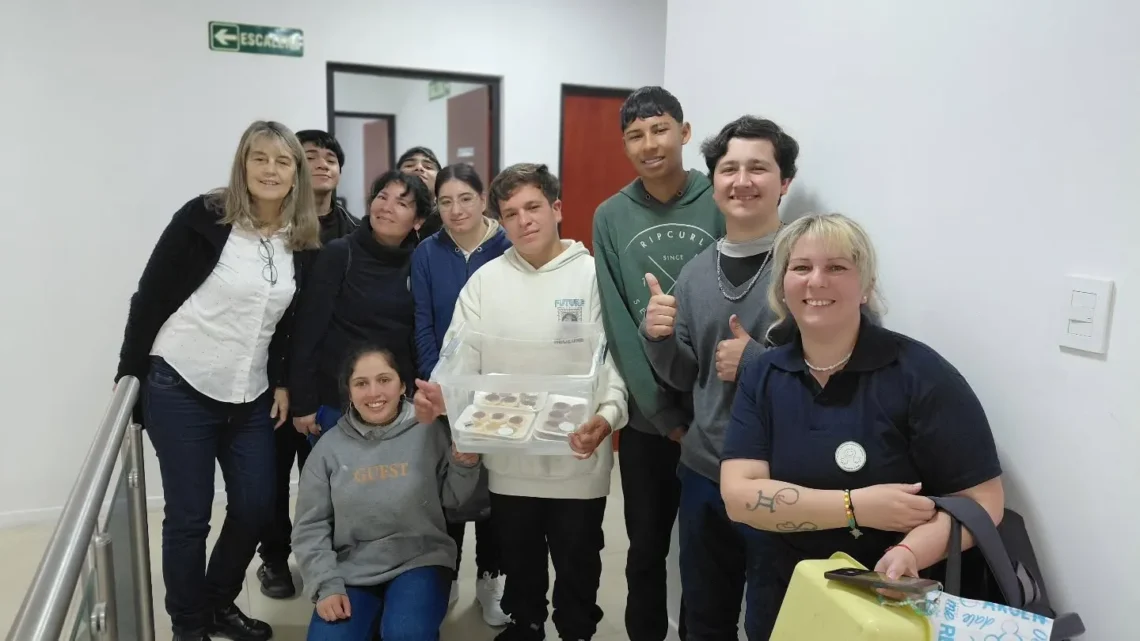 La Dirección Departamental de Escuelas recibió a la EEI N° 2 «Azahares»