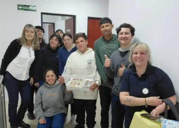 La Dirección Departamental de Escuelas recibió a la EEI N° 2 «Azahares»