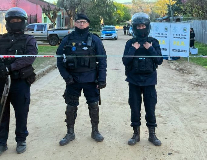 Investigan el homicidio de un hombre apuñalado en la vía pública por un conflicto de deudas