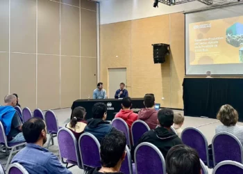 Concordia fue sede de una jornada para fortalecer el desarrollo del sector apícola