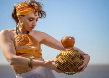 Ludmila Gallardo dictará en Paraná un seminario de danzas afrobahianas