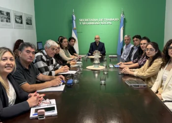 El gobierno ratificó la propuesta salarial y decretará el pago por complementaria del 3,5 por ciento para el sector docente