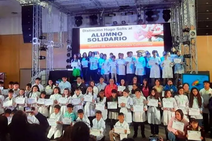 Vigésimo segunda entrega de la distinción “Hugo Solís” al alumno solidario