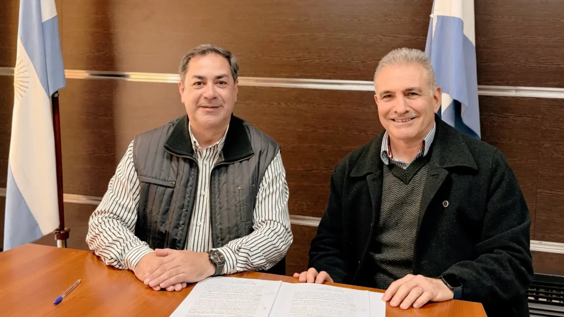CODESAL firmó un nuevo convenio de colaboración con el Círculo de Oficiales de la Prefectura Naval Argentina