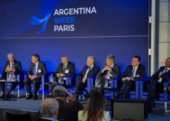 Frigerio destacó en París el potencial de Entre Ríos para atraer inversiones
