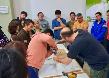 Cupos disponibles para el taller de laqueado de madera