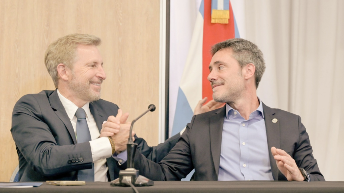 Entre Ríos avanza en un plan para mejorar sus puertos y reducir los costos del transporte de la producción