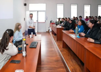 Salud brindó un curso sobre vigilancia epidemiológica a referentes de toda la provincia