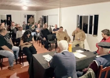 Reunión de Federación Agraria con funcionarios para coordinar estrategias contra el jabalí y los ciervos axis