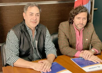 CODESAL firmó un convenio de colaboración con la Asociación Hotelera y Gastronómica de Concordia